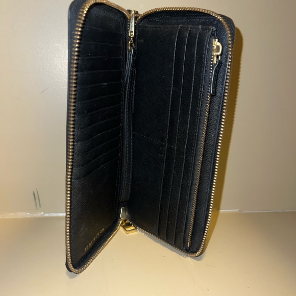 Tory Burch Black Wallet - Picture 2 of 6